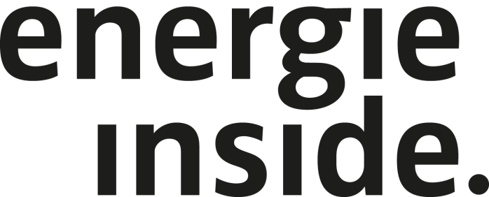 Der fette schwarze Text auf hellgrauem Hintergrund lautet "energie inside." mit "energie" in der oberen Zeile und "inside." in der unteren Zeile, beide in Kleinbuchstaben.